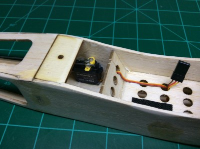 GLH tail servos1.JPG